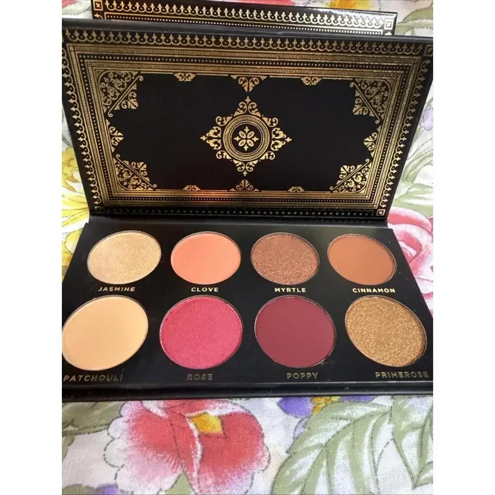 Ace Beauté Grandiose Eyeshadow‎ Palette 8 Shades Matte & Shimmer NEW